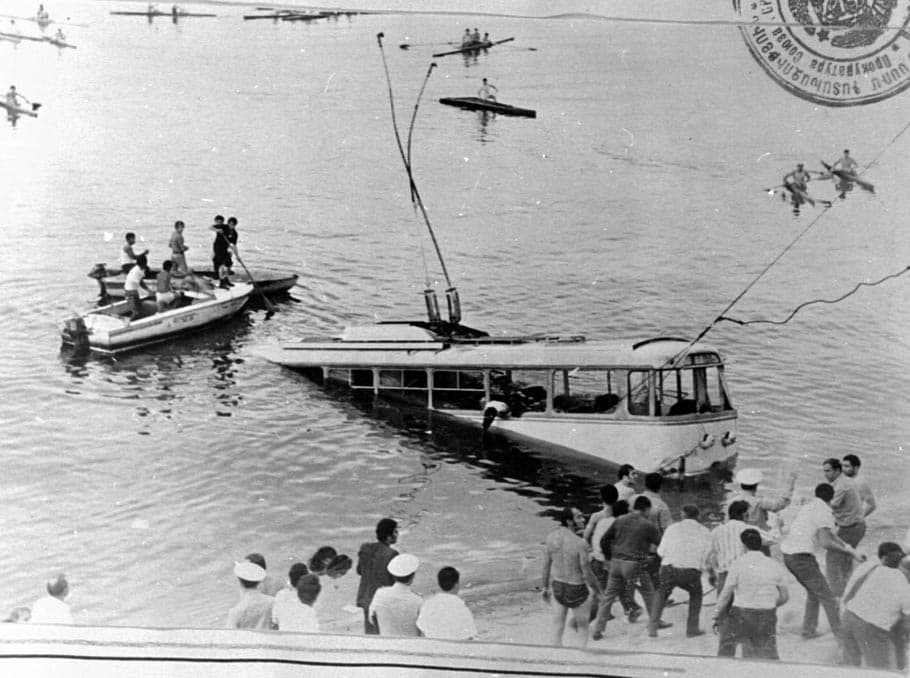 Հերոսը ջրի տակից. Շավարշ Կարապետյանի անհավանական սխրագործությունը