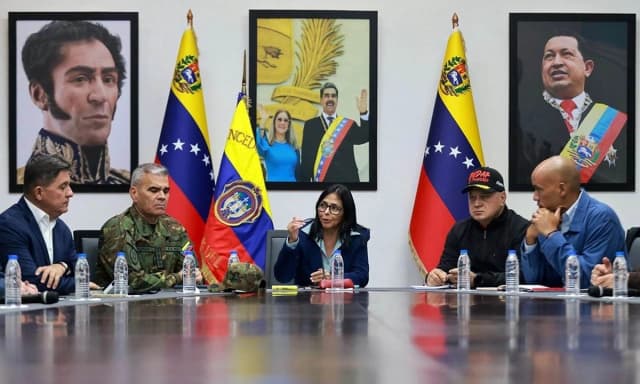Venezuela: The Tragic Phoenix of Latin America - From Oil Paradise to Geopolitical Nightmare